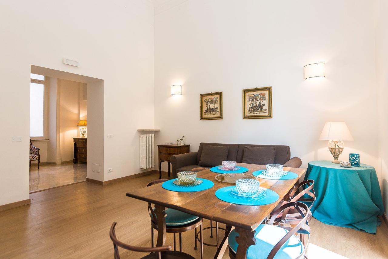 Prestigious Apartment Via Barberini Rome Extérieur photo